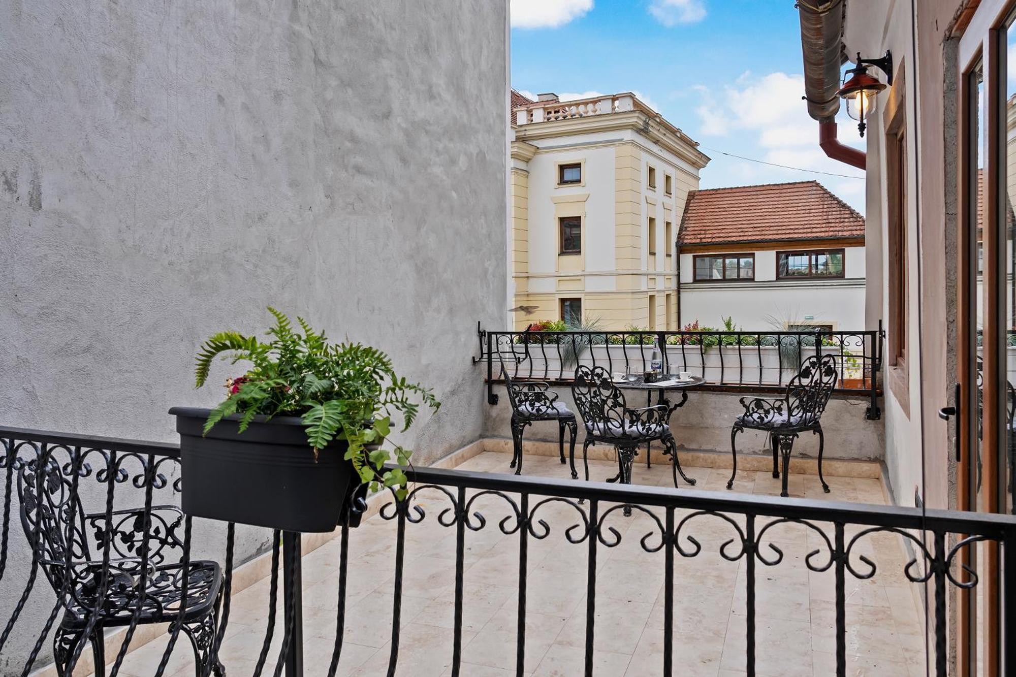 Gela'S Terrace Apartment Hermannstadt Exterior foto